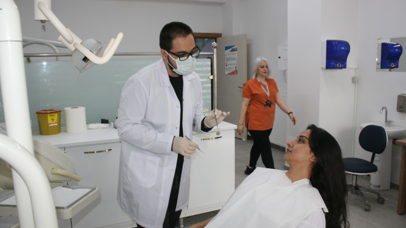 50 binden fazla kişinin yaşadığı Bahçeşehir bölgesine diş polikliniği açıldı