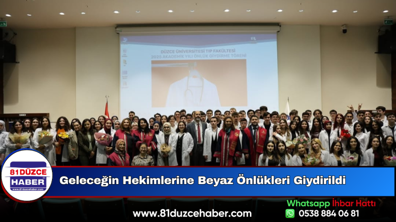 Geleceğin Hekimlerine Beyaz Önlükleri Giydirildi