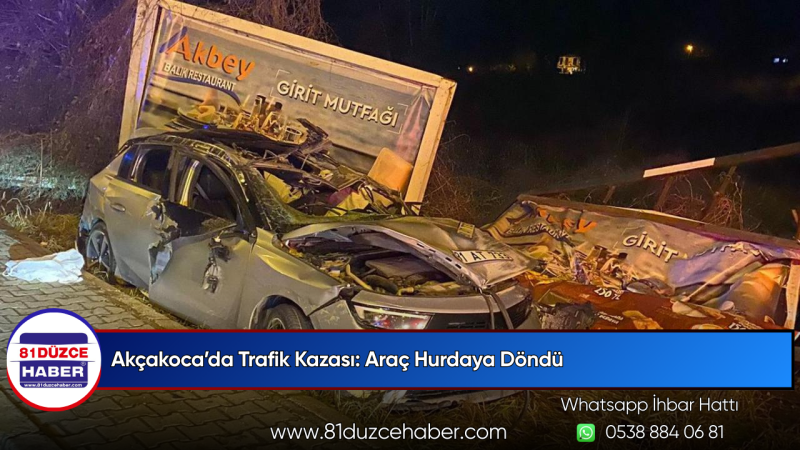 Akçakoca’da Trafik Kazası: Araç Hurdaya Döndü